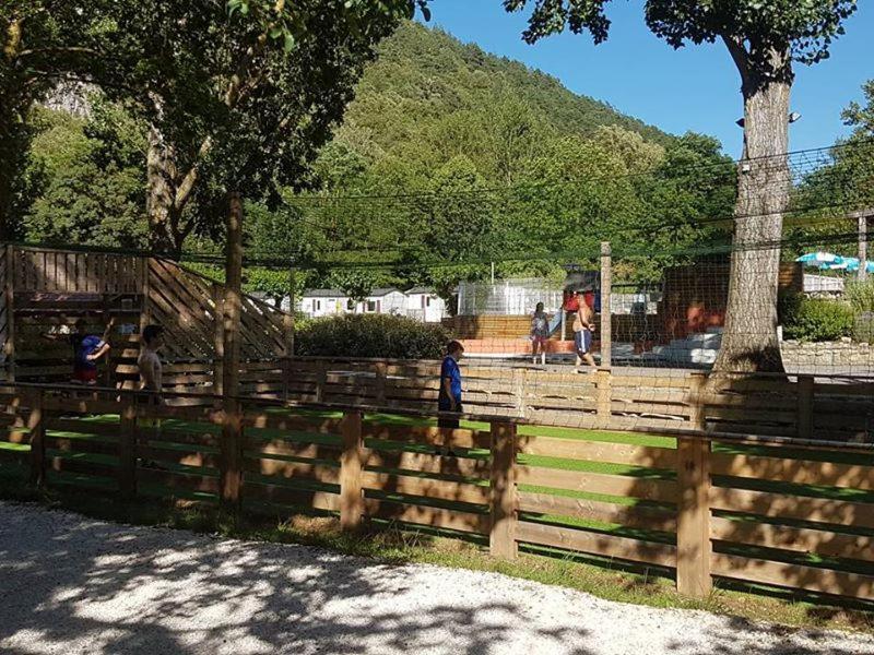 Le Moulin Du Pont D'Alies Hotel Axat Bagian luar foto